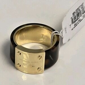 Michael Kors EST 1981 Logo Plaque Ring Gold Size 7 New NWT $75
